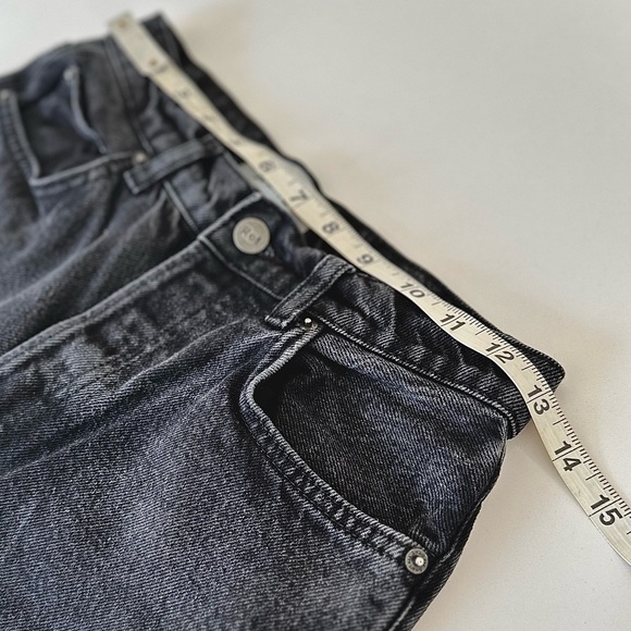 Reformation Cynthia Crop High Relaxed Jean - Picture 8 of 14